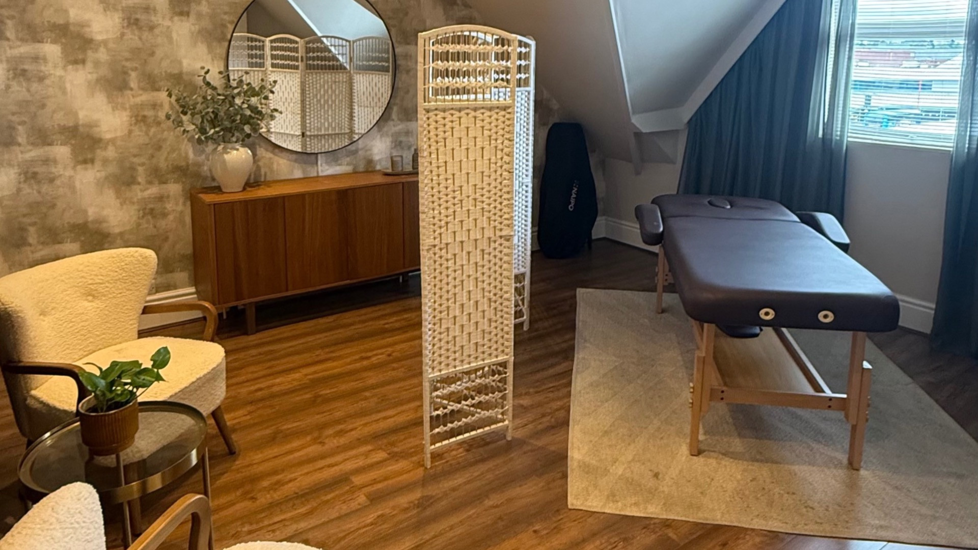 The Masseuse - Treatment Room, Sports Massage clinic in West Bromwich